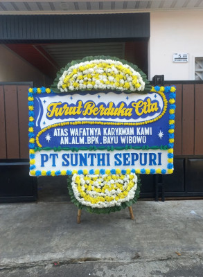 Papan Bunga Duka di Koto Pudung